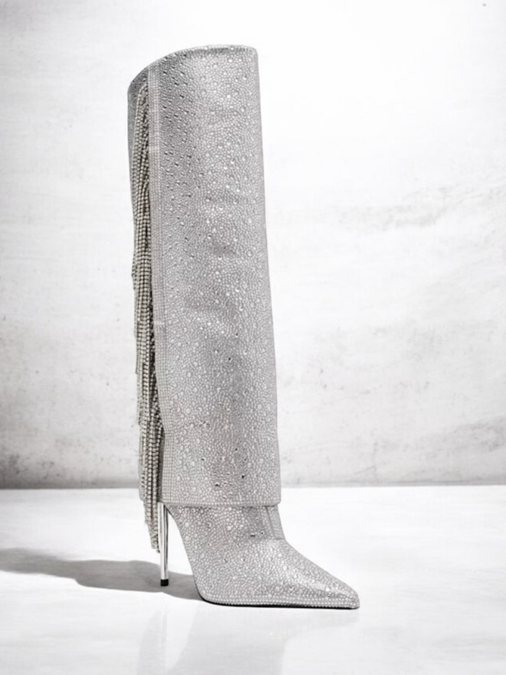 NWT Steve Madden Women's Sanya Rhinestone Stiletto Cuffed Tall Dress Boots 5M